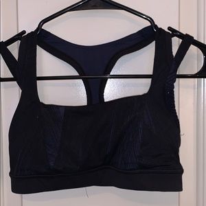 Lululemon padded sports bra